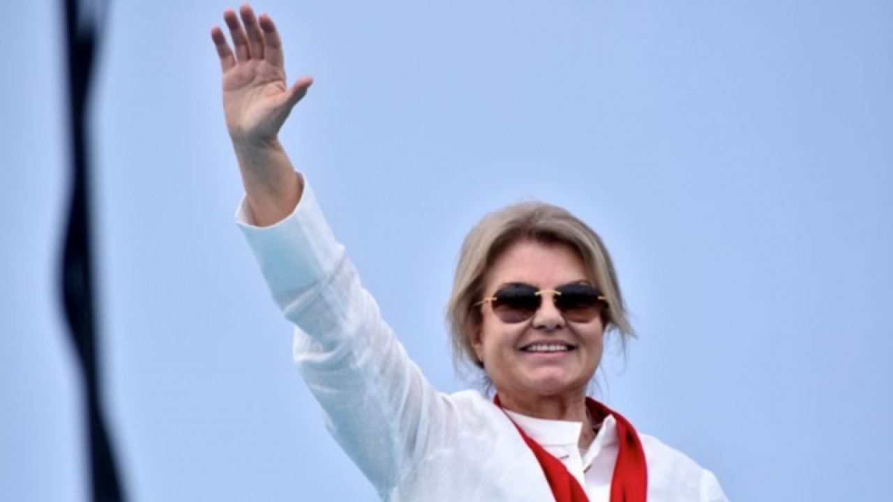 Tansu Çiller Siyasete Geri Dönüyor! Çiller'in Partisi Hangisi Olacak?