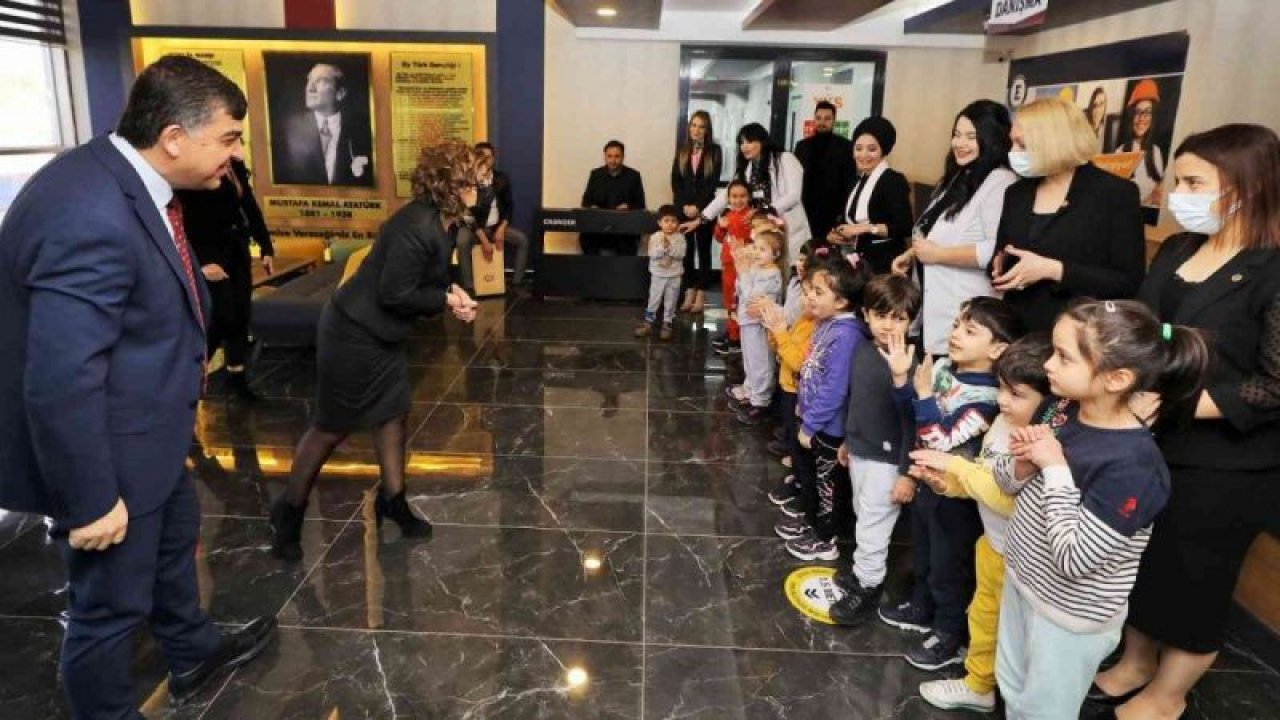 Başkan Fadıloğlu,öğrencilerle bir araya geldi
