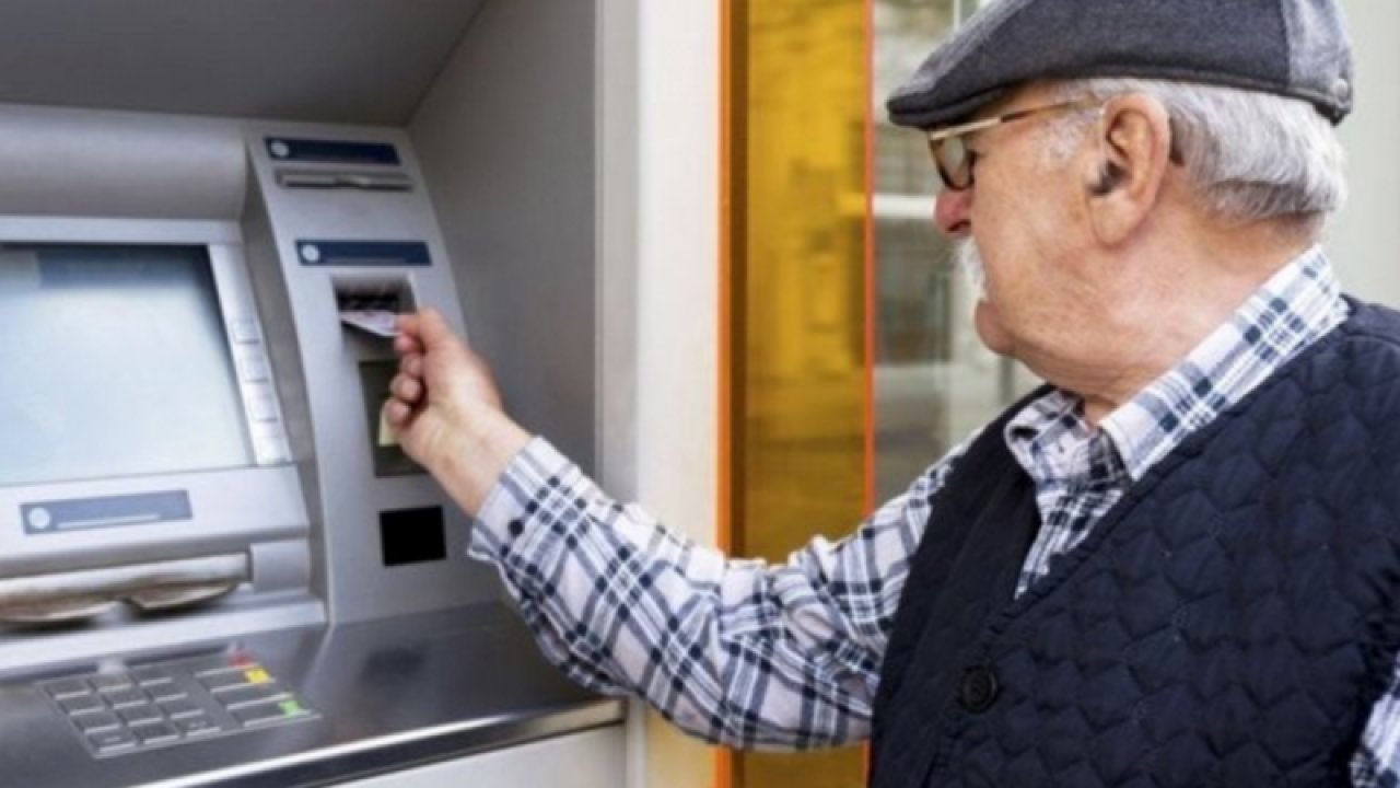 Gaziantep'te de Emekliler Merak Ediyor! Emekli ikramiyesi alacaklar MÜJDE! 2022 Ramazan Bayramı emekli ikramiyesi ne kadar?