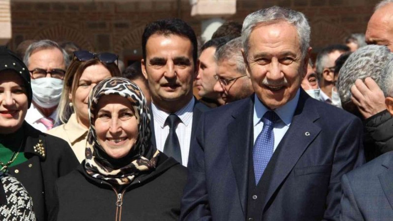 Gaziantep'ten Evliya Çelebi Bugün Geçse Tarihe Ne Yazardı? Bülent Arınç: “Evliya çelebi bu günleri görse kahrından ölürdü”...Evliya Çelebi'nin seyahatnamesinde 'Şehr-i Ayıntab-ı Cihan'