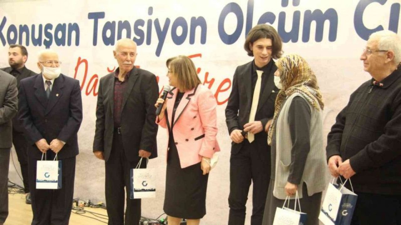Gaziantep’te yaşlılara konuşan tansiyon aleti