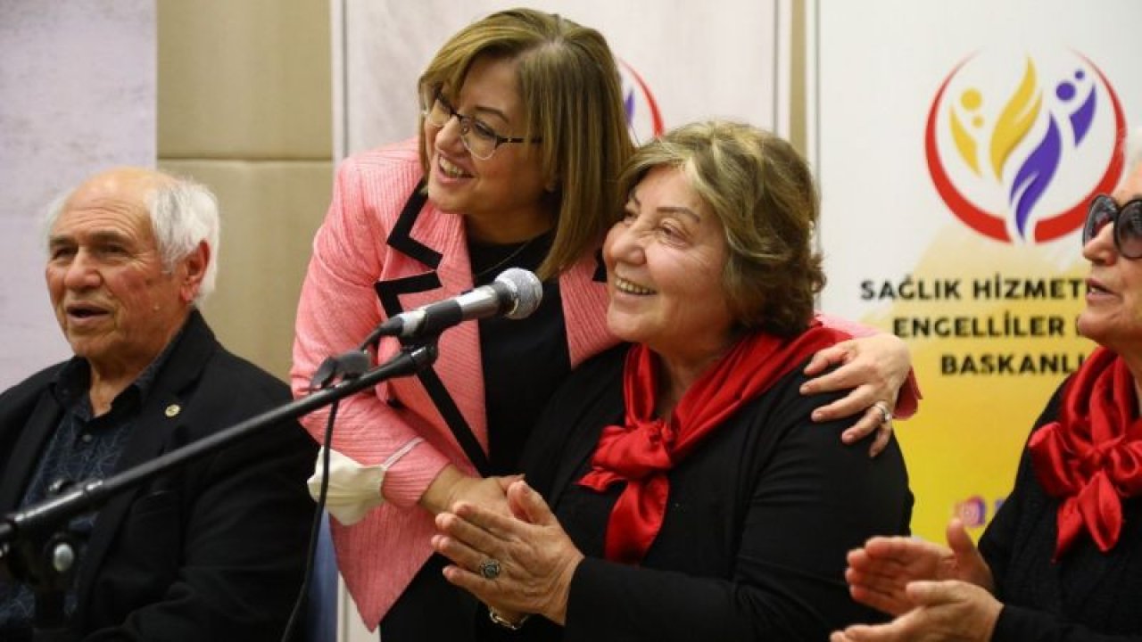 Büyükşehir'den yaşlılara 500 dijital konuşan tansiyon aleti