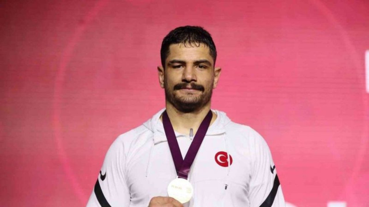 Türkiye, güreş serbest stilde takım halinde Avrupa ikincisi oldu