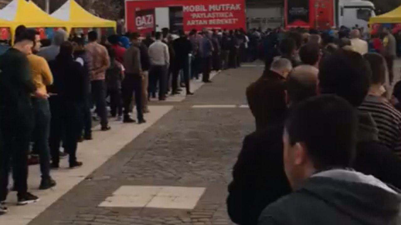 Gaziantep'te ezan okundu, vatandaş yemek sırası bekledi; Fatma Şahin'den açıklama...