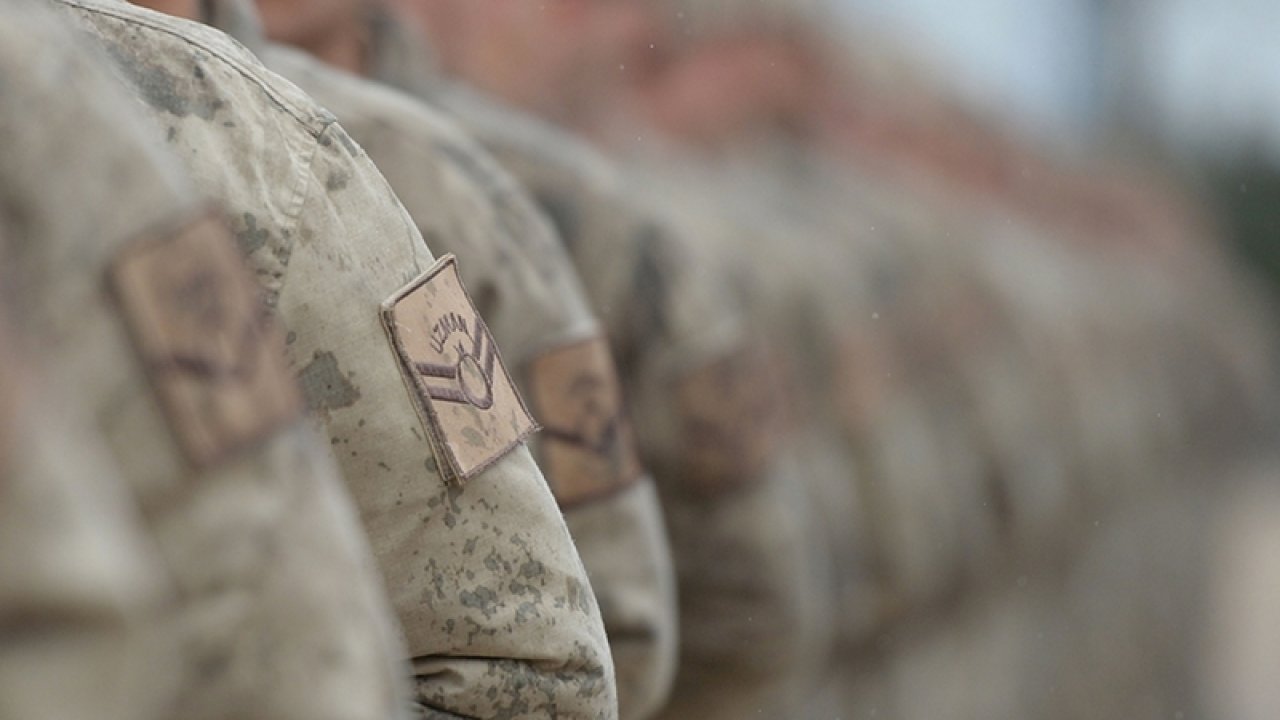 Jandarma Genel Komutanlığına 250 sözleşmeli uzman erbaş alınacak...Şartlar Ve Başvuru Tarihi Haberimizde