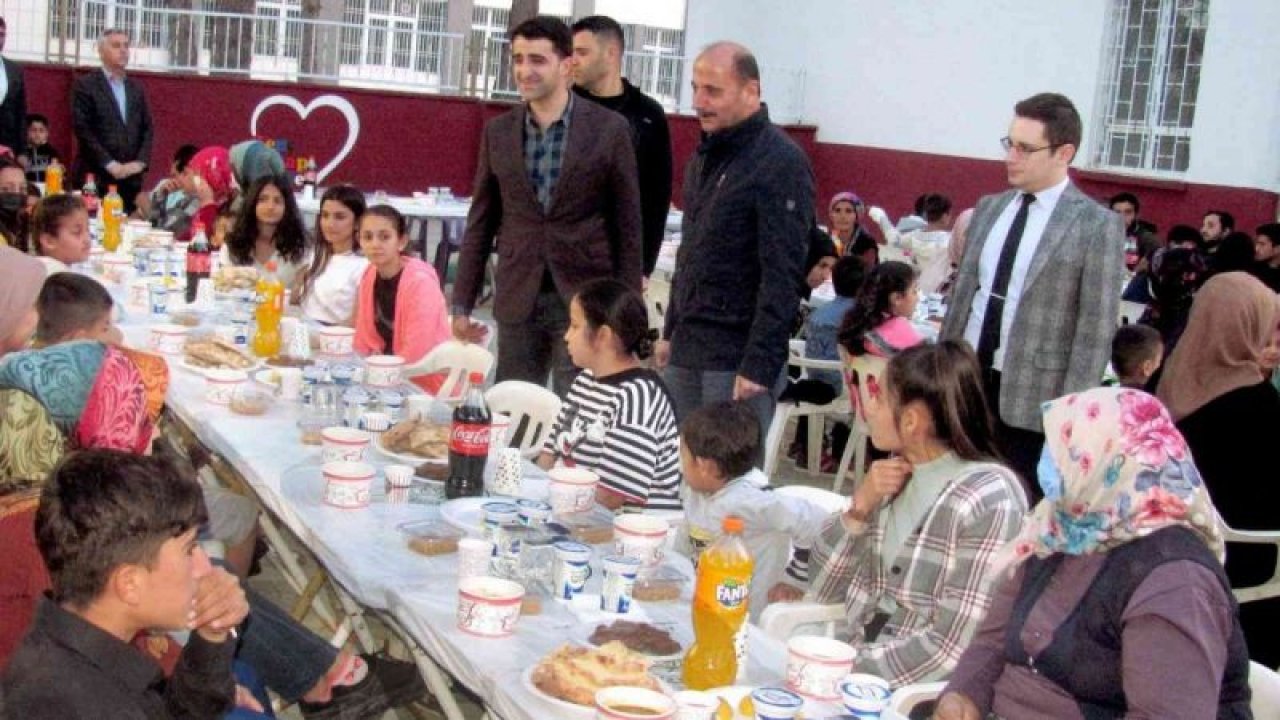 Araban’da öksüz ve yetim çocuklara iftar verildi