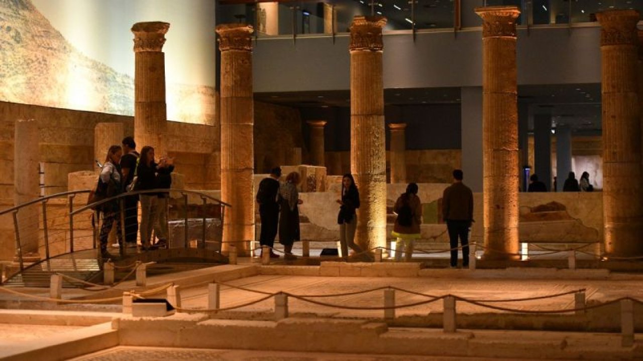 Zeugma Mozaik Müzesi'nde "bahar" bereketi