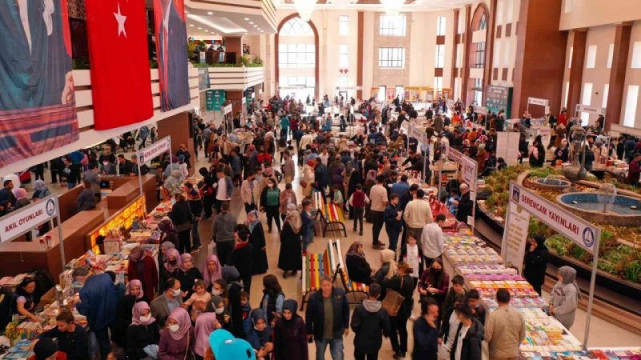 Gaziantep Şahinbey’in 3. Kitap Fuarı yüz bini aşkın kişiyi ağırladı...Video Haber