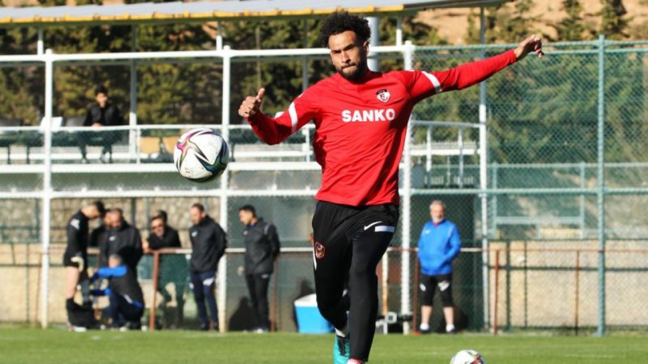 Gaziantep FK'li Steven Caulker, antrenmanda sakatlandı