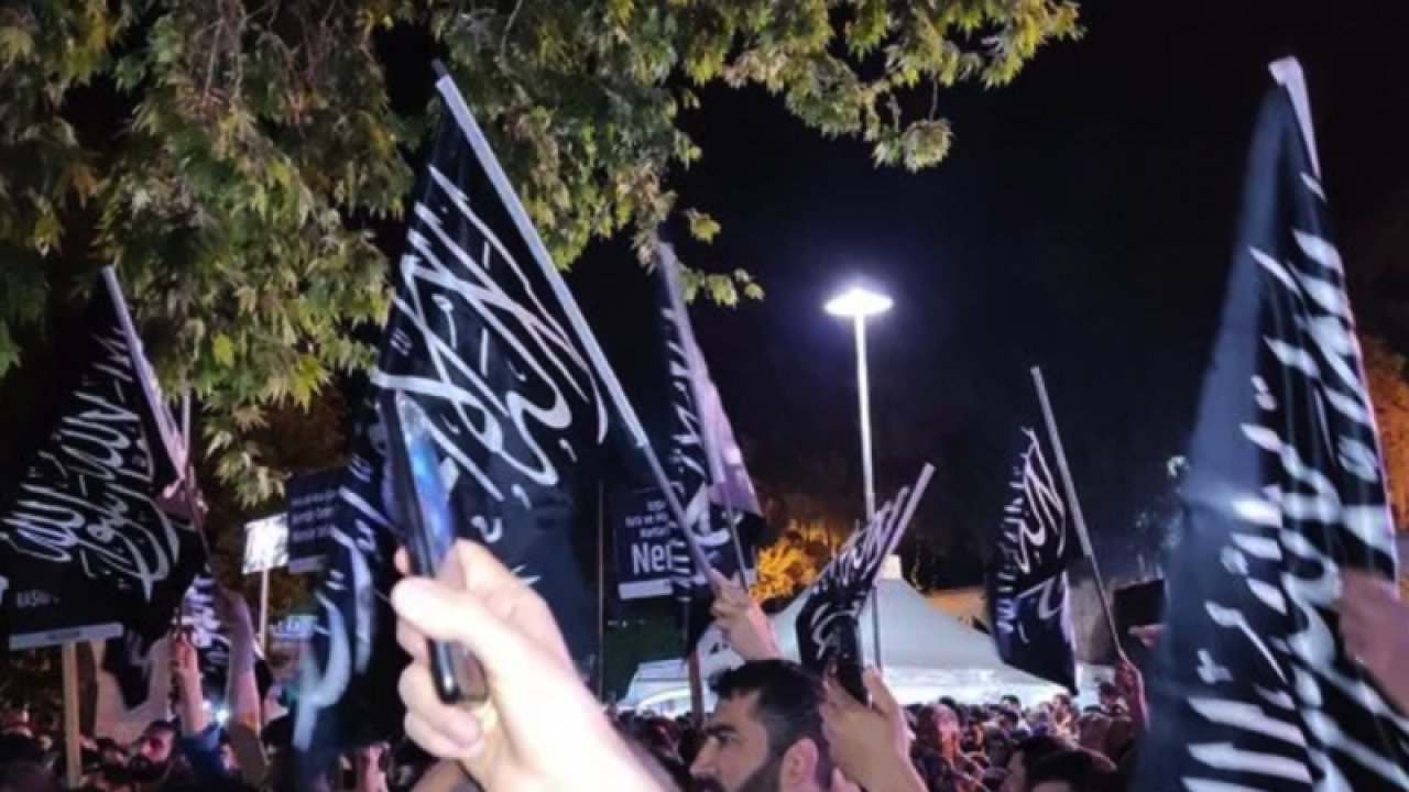 Şanlıurfa'da şeriat çağrısına sosyal medyadan tepki! Şanlıurfa Valiliği'nden açıklama geldi