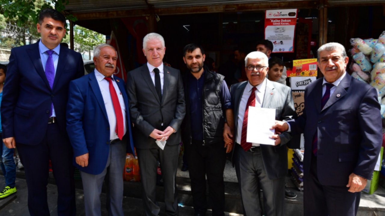 Gaziantep'te 5 x 100 'Bakkal alışveriş çeki' Dağıtılmaya Başlandı! Kimler Bu Çekleri Alacak? Gaziantep'te ihtiyaç sahiplerine bakkal alışveriş çeki dağıtımına başlandı
