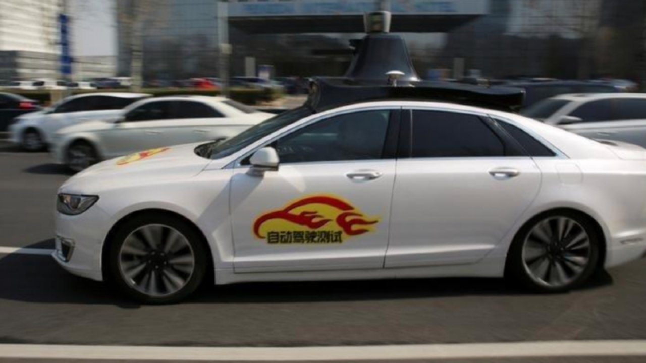Çin’de sürücüsüz taksilere onay