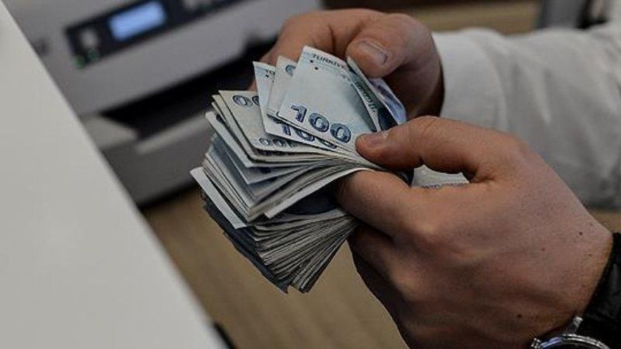 Kimliğiyle o kuruma giden kazançlı çıkıyor: O kurum aylık 1300 TL hesaba yatıracak!