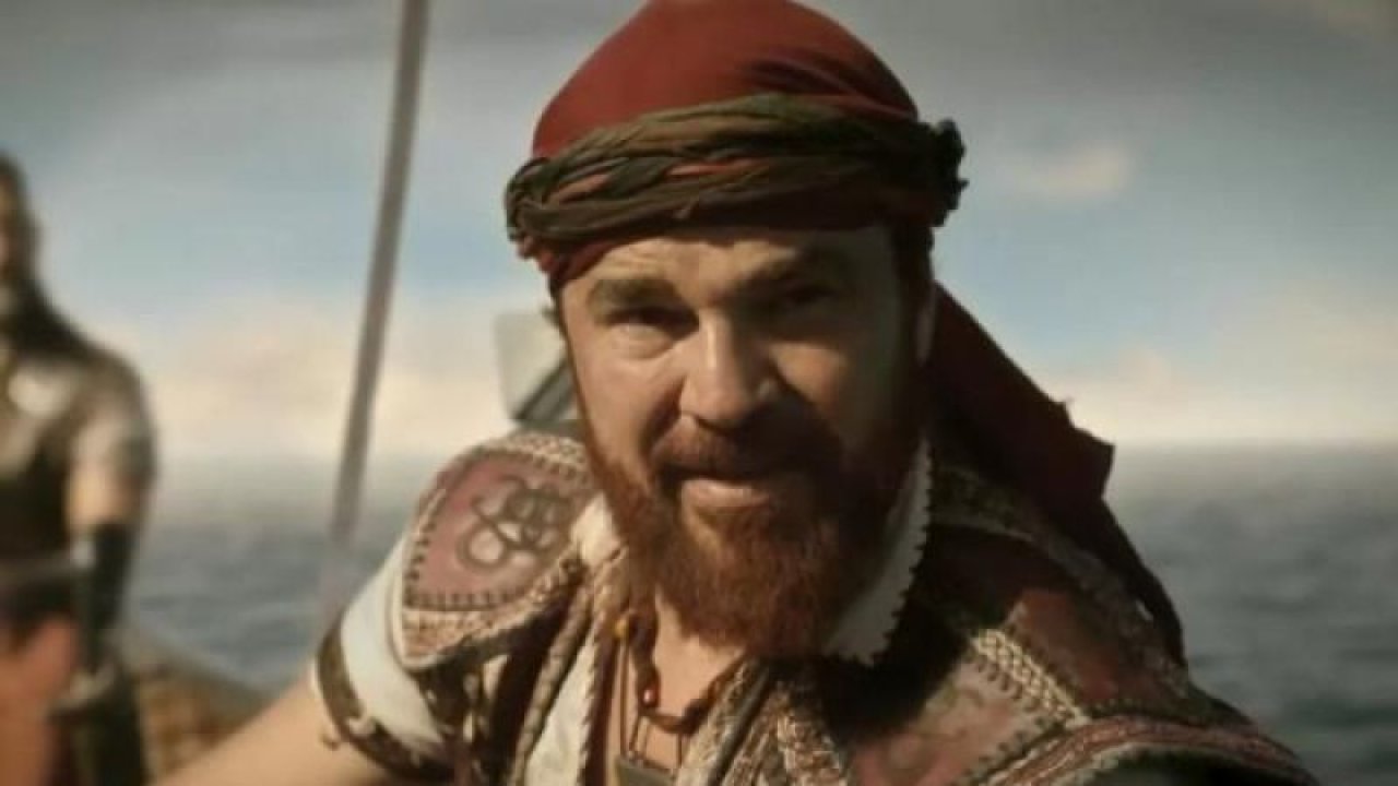 Engin Altan Düzyatan'ın Son Hali Görenleri Şaşırttı: Oyunculuğu Tamamen Bıraktı İddiaları Ayyuka Çıktı! Koltuk Değnekleriyle Görüntülendi!