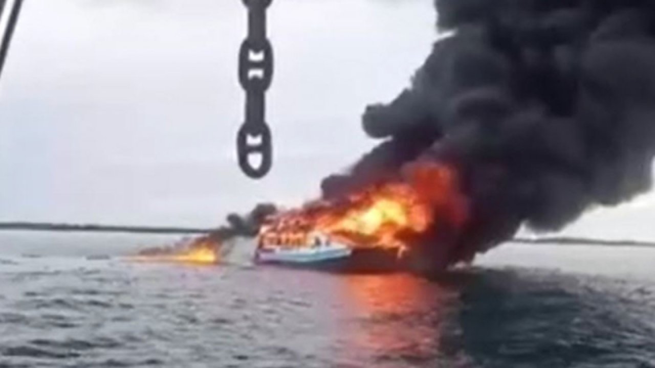 Filipinler’de feribotta yangın: 7 ölü, 23 yaralı