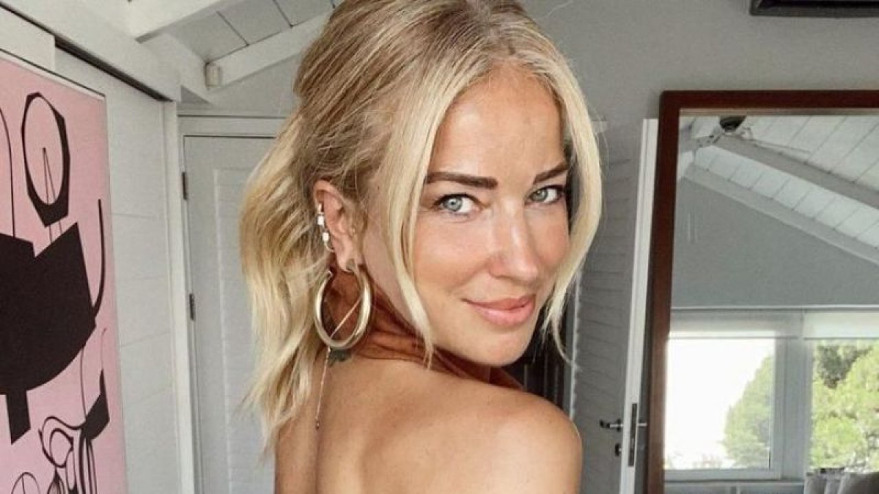 Burcu Esmersoy Büyük Kararı Açıkladı: Yaz Aylarında Hayatı Değişecek! Güzel Yıldız...