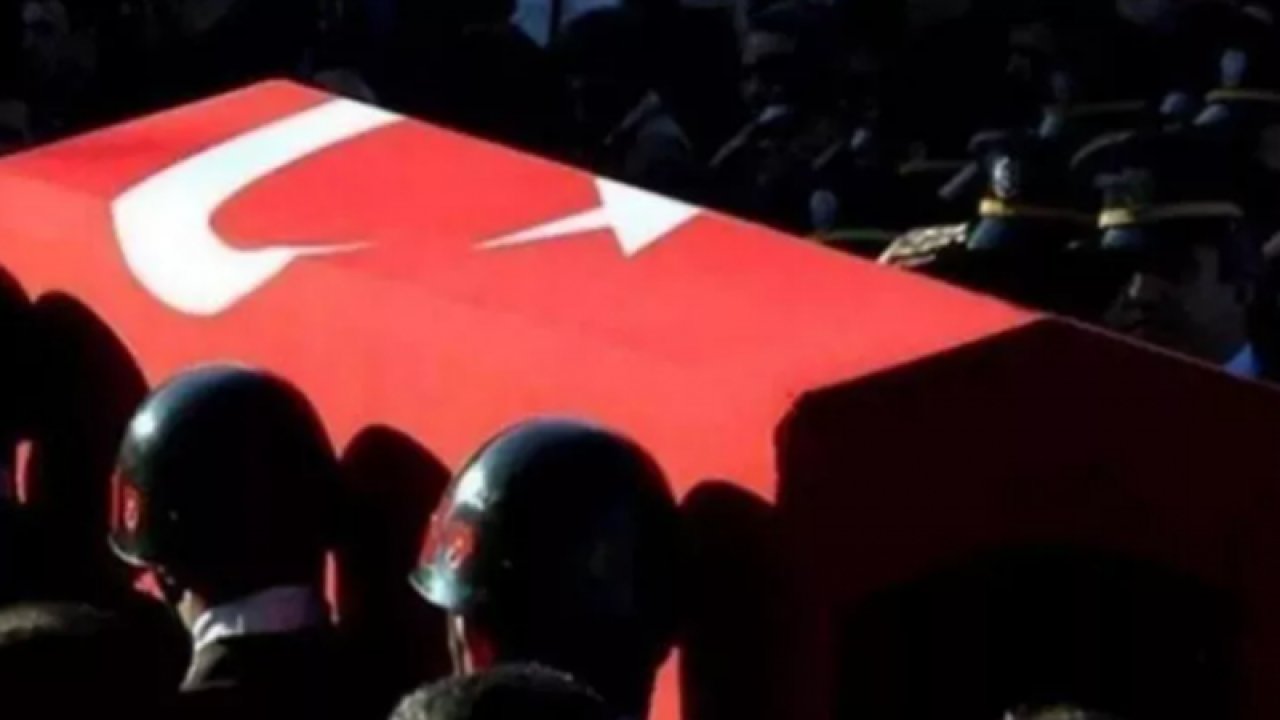 Son dakika! Pençe-Kilit bölgesinde çatışma: 3 asker şehit oldu.Şehitlerimizin isimleri "Piyade Uzman Çavuş Onur Doğan, Piyade Uzman Çavuş Hüseyin Cankaya ve Piyade Sözleşmeli Er Celal Tekedereli