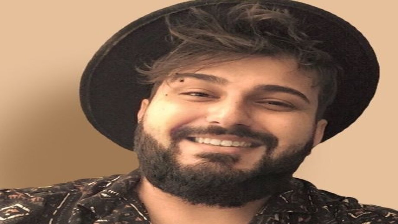 ünlü yönetmen Erdal Gürbüz kimdir ?