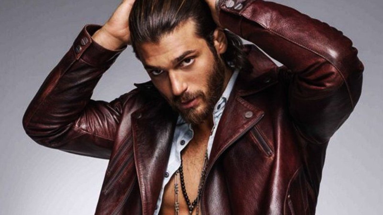 Can Yaman'a Kritik Protesto! Ünlü İsim Sinirlerine Hakim Olamadı…