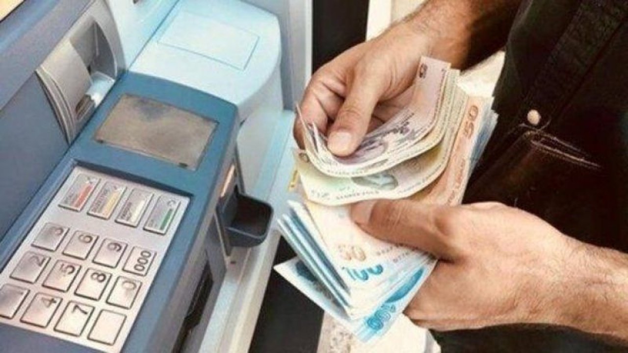 Kurban Bayramı Gelmeden Hediyesi Geldi: Emeklilere 1100 TL'lik İkramiyenin Yanında 4750 TL'ye Varan Ek Ödeme Yapılacak!