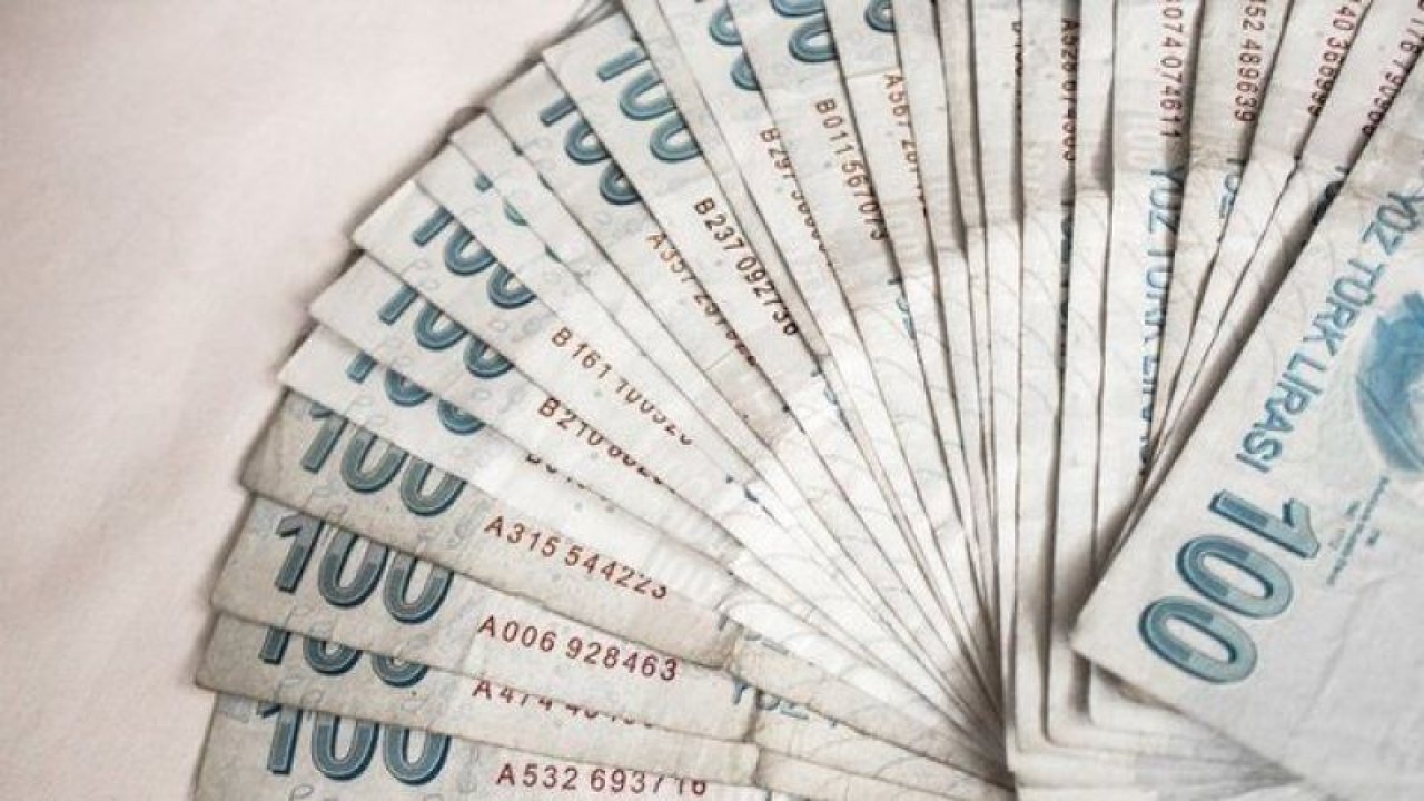 SSK, BAĞ-KUR ve Emekli Sandığı Emeklilerinin Bayram İkramiyelerinde Zam Beklentisi! Bayram İkramiyelerine 400 TL Zam Yapılması Gündemde!