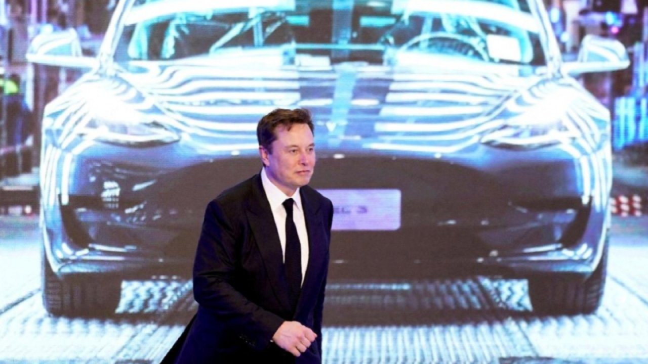 Elon Musk, Twitter’da sessizliğini bozdu