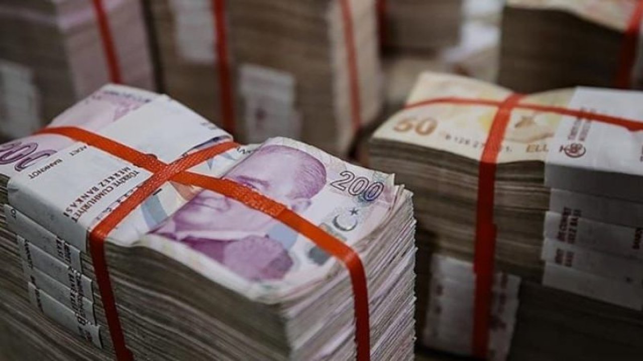 Memur ve Emeklilerin Beklediği Rakamlar Açıklandı! Maaş Zammı Bu Oranlara Göre Belli Olacak!