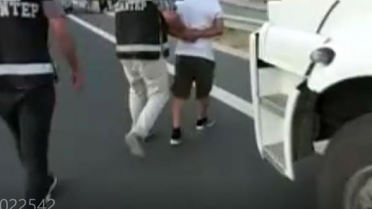 Gaziantep’te Sigaraya Yapılan Zamlardan Sonra Binlerce Paket Kaçak 'SİGARA' ele geçirildi...TIKLA İZLE