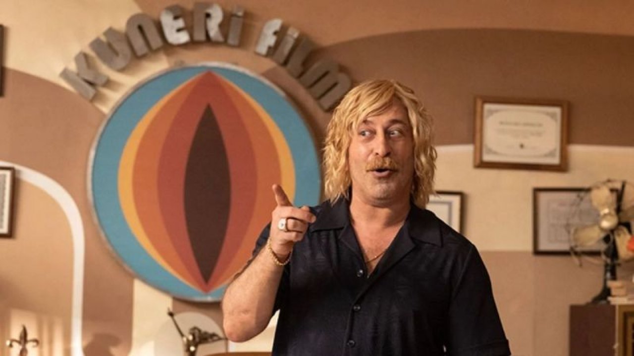 Netflix, Ünlü Komedyen Cem Yılmaz'a Adeta Abone Oldu! Yılmaz 6 Yeni Proje İçin Anlaşmaya Vardı! Erşan Kuneri'nin Yeni Yayın Tarihi De Belli Oldu!