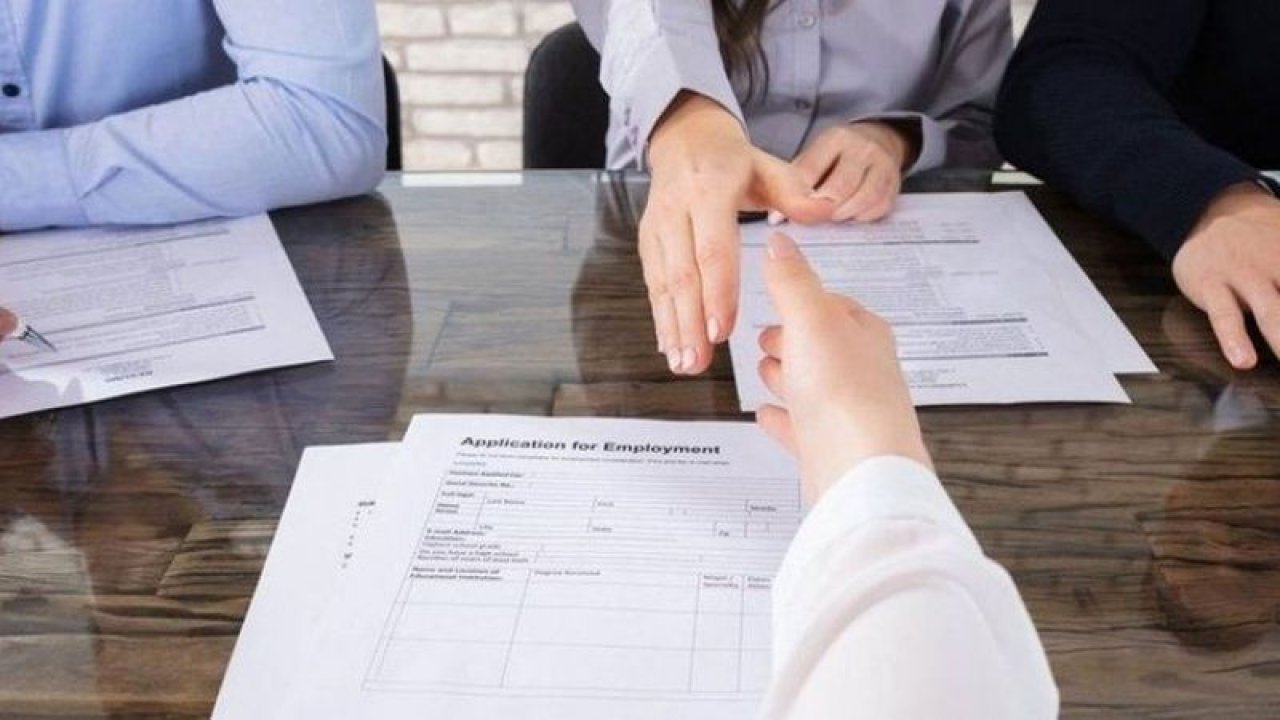 Memurlara Ek Gösterge Müjdesi: 3600 Ek Gösterge Çalışan Ve Emekli Maaşlarına Nasıl Yansıyacak? Emekli İkramiyelerinde Artış Ne Kadar Oldu?