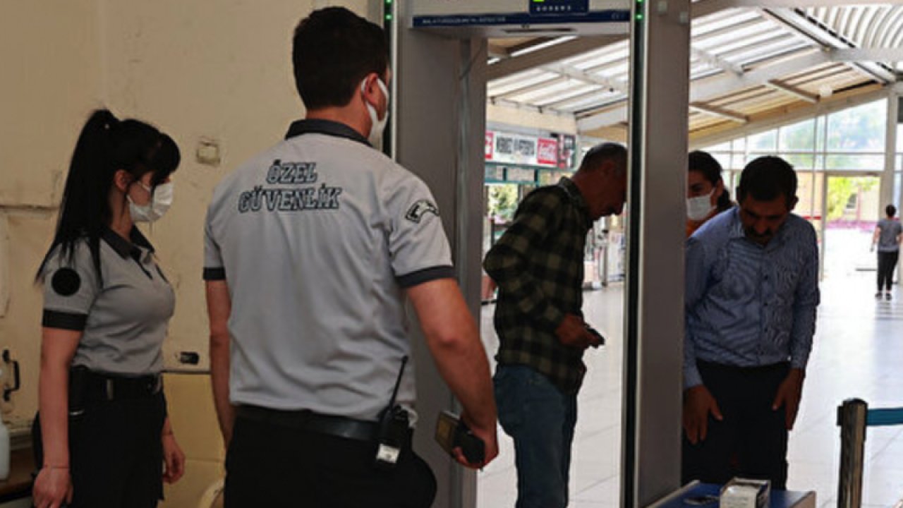 Gaziantep'te Hastanelerde Yeni Güvenlik Uygulamasına Ne Zaman Geçilecek? Dr. Ekrem Karakaya, Konya Şehir Hastanesi’nde silahlı saldırı sonucu hayatını kaybetmişti.