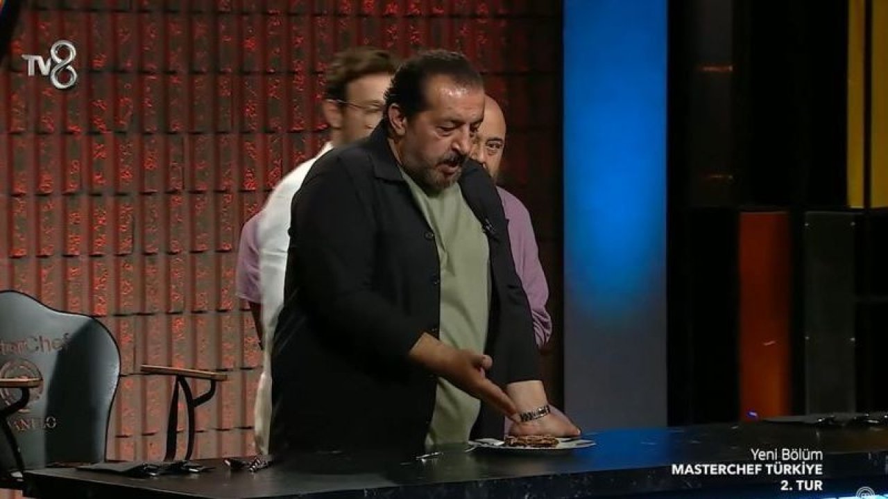Masterchef Türkiye Yarışmacısı, Mideleri Ağızlara Getirdi! Yemeğe Pudra Şekeri Yerine...