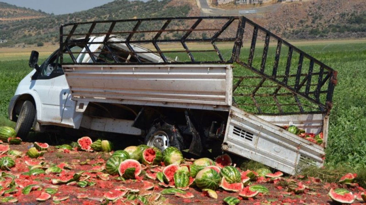 Gaziantep'te Baba ve 13 Yaşındaki Oğlu Ölümden Döndü! Kamyonet Devridi Baba Ve Küçük Oğlu Kurtuldu...TIKLA İZLE