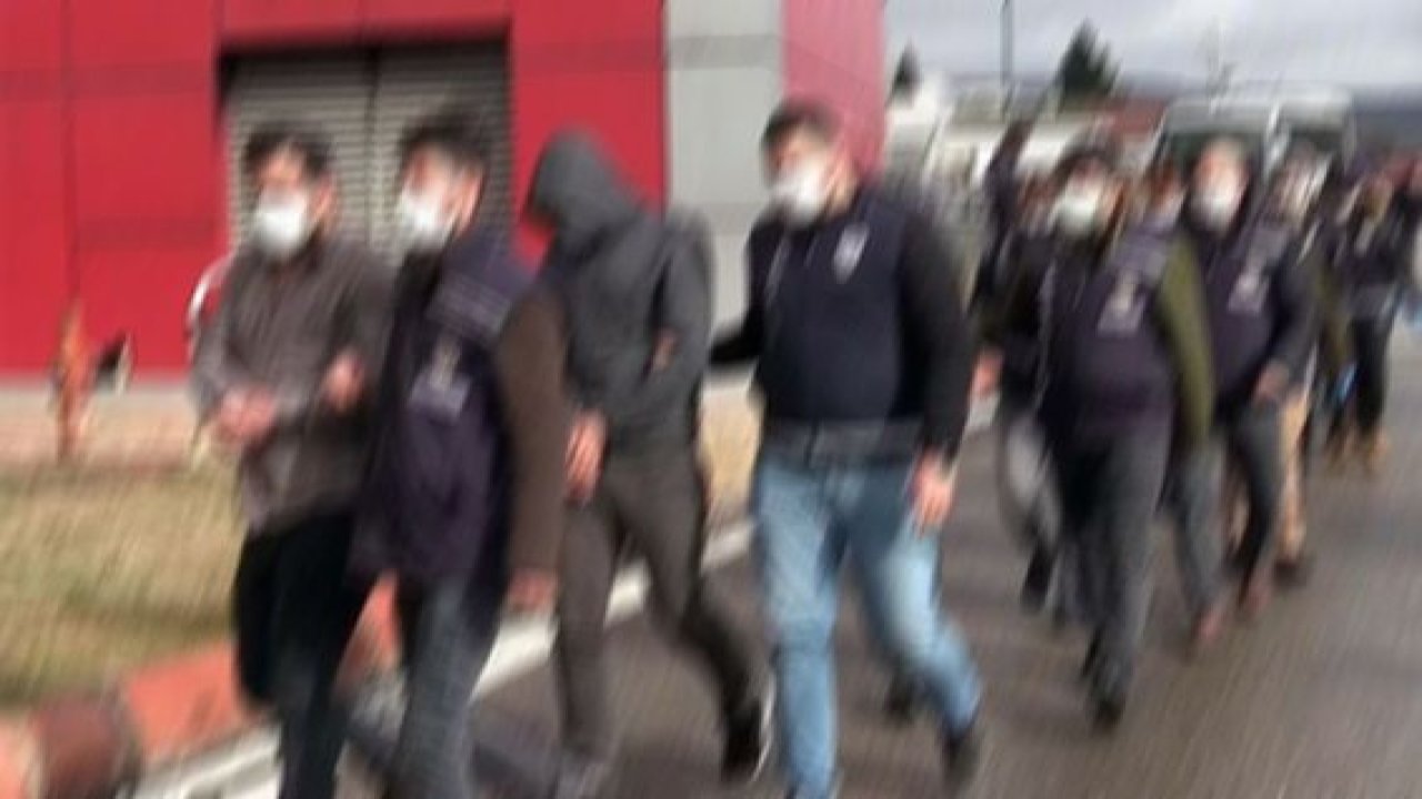 Gaziantep'te ülkeye yasa dışı yollarla girdiği belirlenen 13 yabancı uyruklu kişi yakalandı