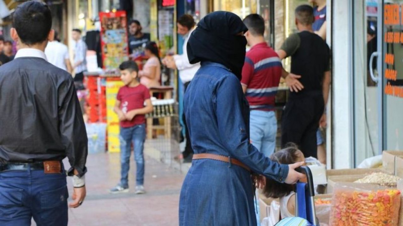 Gaziantep, Hatay ve Kilis gibi illerde SURİYELİ nüfusu arttı! Gaziantep’te 2023 seçimlerinde  kaç Suriyeli oy kullanacak?