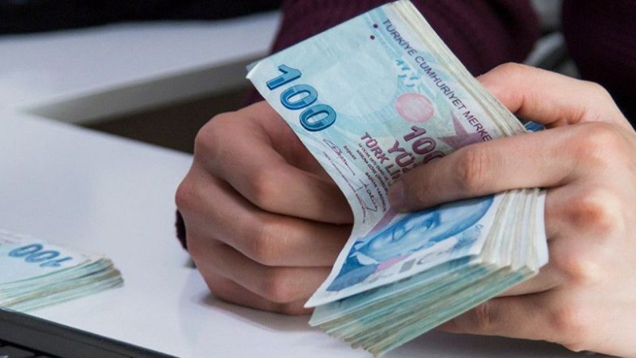 Emekli Vatandaşlara Resmen Duyuruldu TC Kimlik Numaranız İle Gelin, 8 Bin 250 TL'lik Karşılıksız Ek Ödemenin Sahibi Olun!