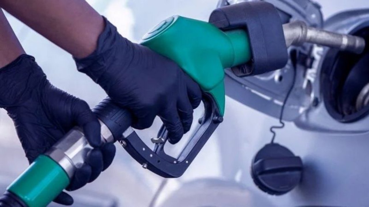 30 Ağustos'ta Benzine 1 Lira 5 Kuruş İndirim Geliyor! Gaziantep'te 28 Ağustos 2022 Pazar Güncel Akaryakıt Fiyatları Ne Kadar?