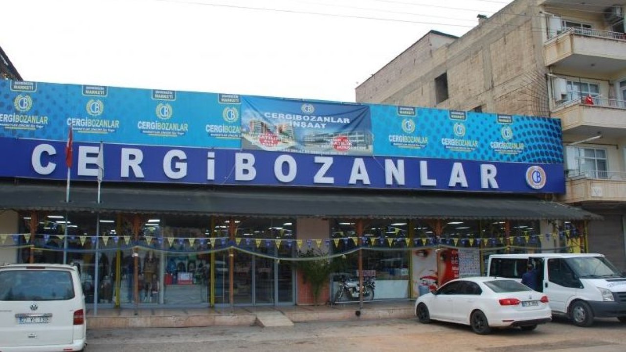 Veliler Dikkat: Gaziantep Cergibozanlar Market, Ay Sonuna Kadar Okul Gereçlerini Yarı Fiyatından Satışa Sunacak! Çantalar 100 TL, Kalemler 3 TL!