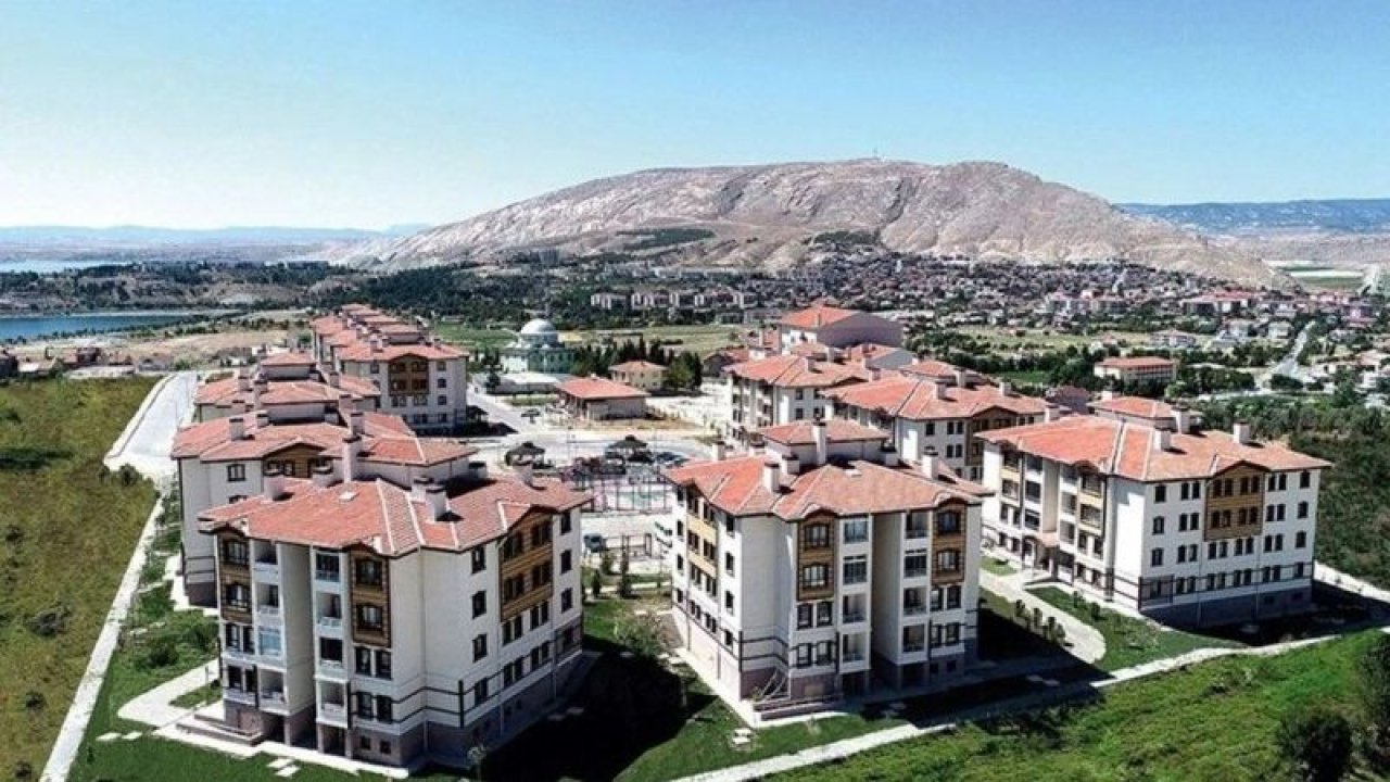 TOKİ 2022 sosyal konut projesinden sonra yeni bir konut projesi kampanyası daha duyuruldu: Düşük faiz ve uzun vade seçenekleri ile...