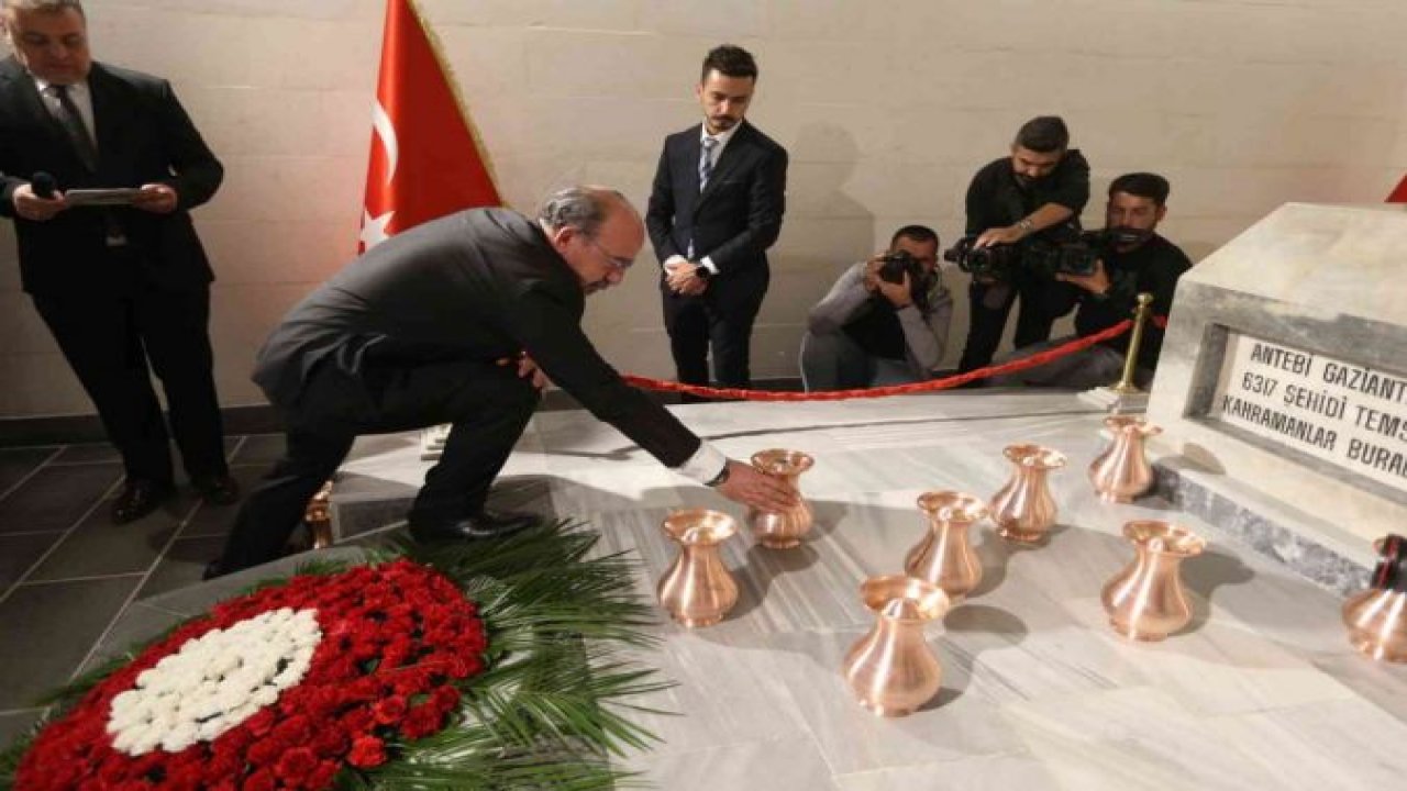 Kahramanların ayak bastığı topraklar şehitliğe bırakıldı