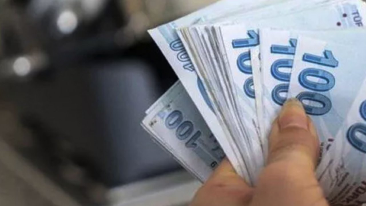 Asgari Ücrette 8 bin 690 TL rakamı konuşulurken, Numan Kurtulmuş'tan asgari ücret açıklaması geldi