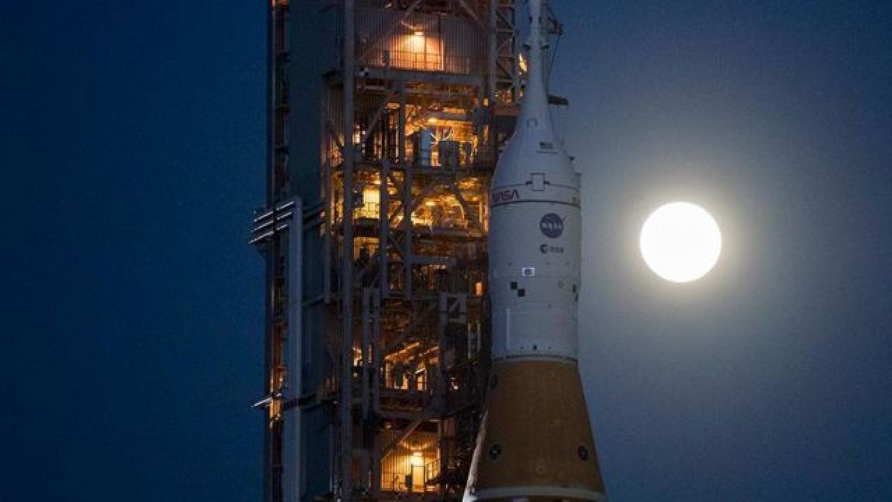NASA açıkladı; Mars’ta yeni bir krater gözlendi! Böylesi ilk kez görüldü! Bilim insanları, görenlerin şaşkına döneceği yeni keşfi anlattı!