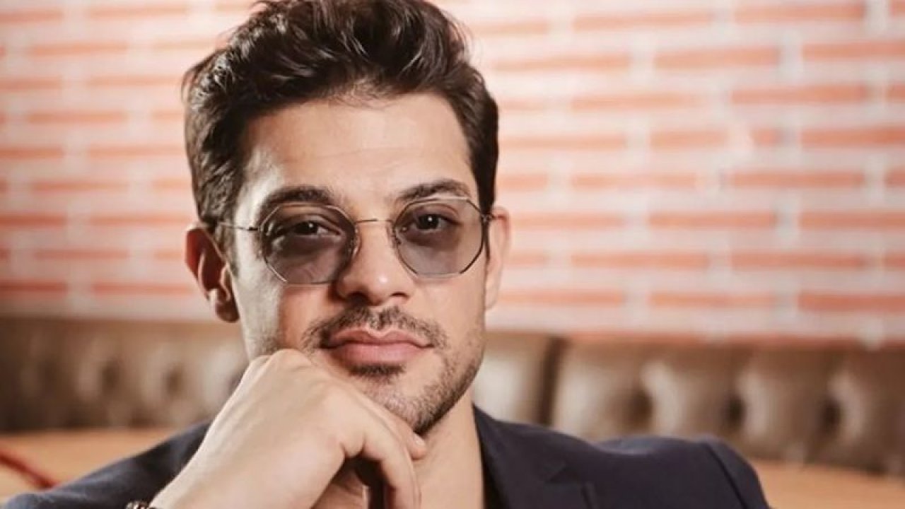 Gaziantepli Damat  MEHMET DİNÇERLER, HADİSE'DEN,  Ayrılıktan Sonra İyice Dağıttı: Hadise’nin Eski Eşi Dinçerlerden +18’li Halloween Paylaşım Herkesi Şok Etti!