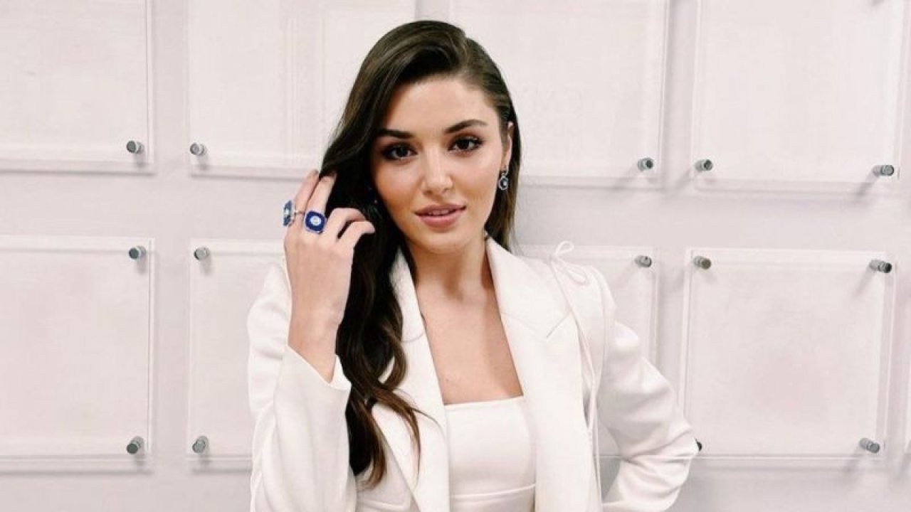Hande Erçel İle Kerem Bürsin Defteri Kapanmıştı! Bu Kez De Hakan Sabancı Ortaya Çıktı! Hande Erçel’den Jet Hızında Açıklama Geldi! Meğer…