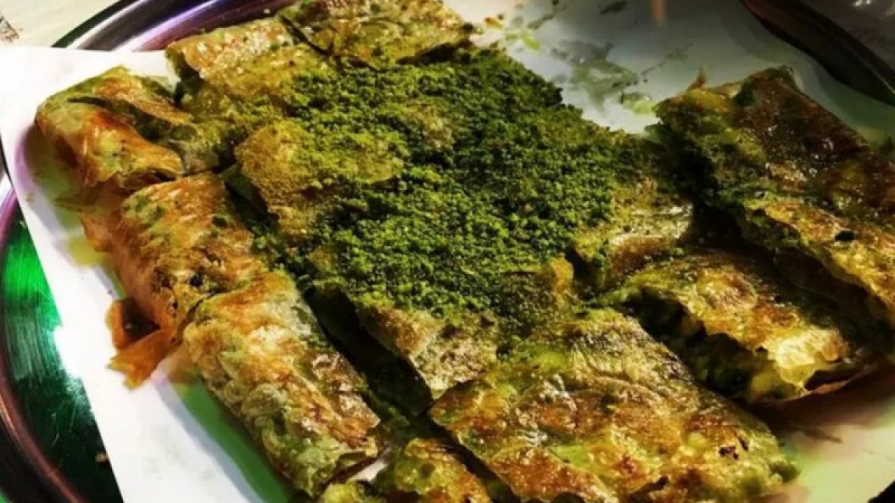 Gaziantep bu tatlıya bayılıyor! Meşhur ANTEP USULÜ  katmer tarifini yapanlar lezzetine doymuyor... GAZİANTEP YÖRESİNİN meşhur tatlısı KATMER'i Evimizde Nasıl Yaparız?