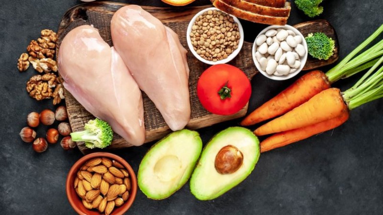 Tüm Bildiklerinizi Unutun! B3 Vitamini, Vücudunuza İyi Gelmiyor Olabilir! Bu Riskleri Okumadan Vitamin Takviyesi Almayın! Meğer…