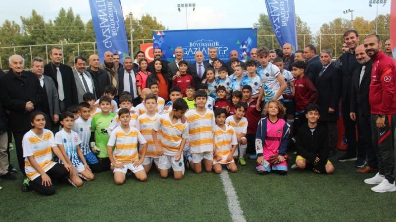 Cüneyt Çakır plaketle uğurlandı