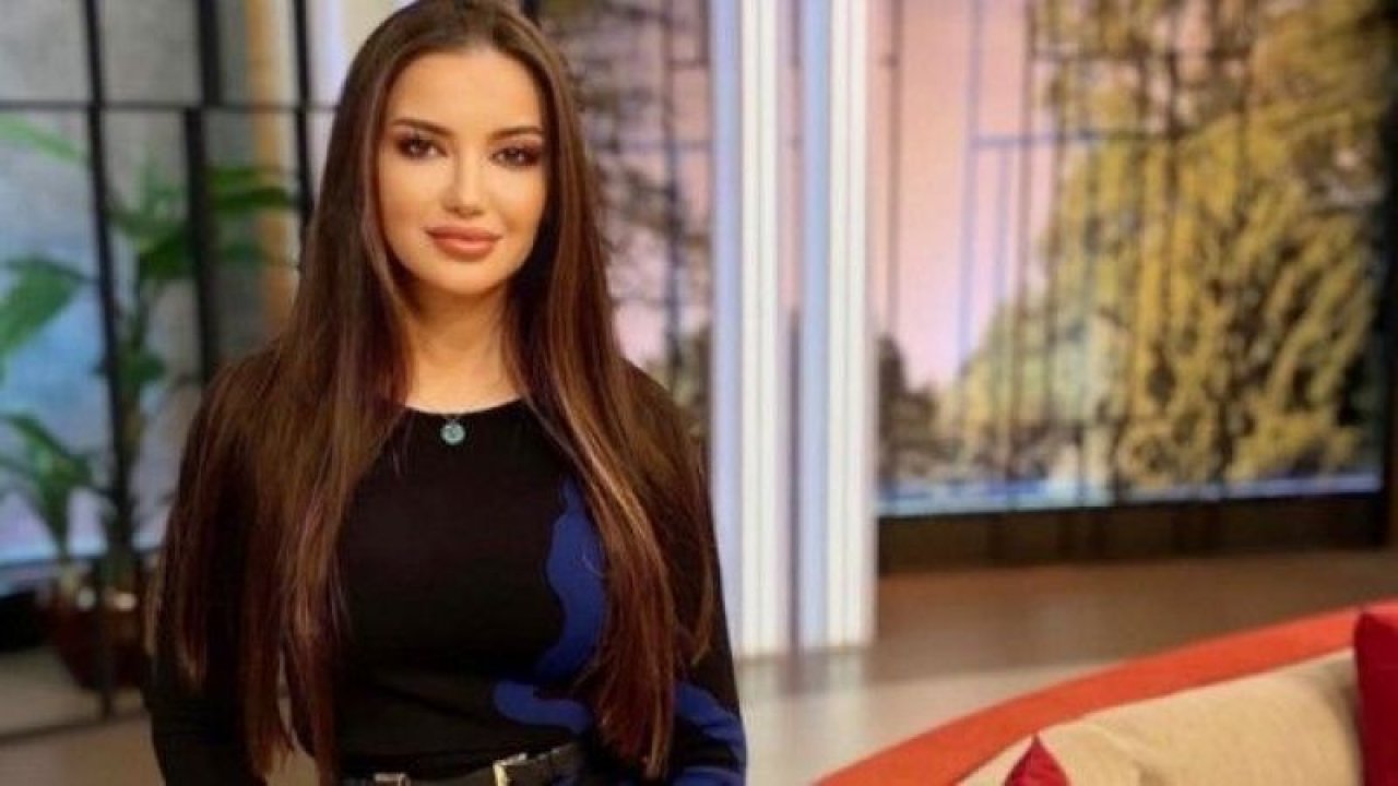 Morluklar İçerisinde Ve Gelen Adam, Karısı Tarafından Yakalandı! Sosyal Medya Kullanıcısı Milyonların Önünde Klinik Psikolog Esra Ezmeci'den Yardım İstedi! “Sizce İnanmalı Mıyım?”