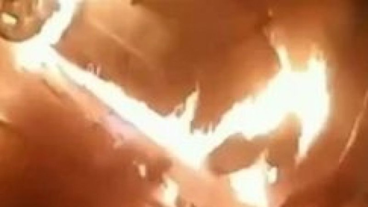 Türkiye bu intiharı konuşuyor! Eşini öldürdü ardından aracında kendisini yakıp intihar etti..Video Haber