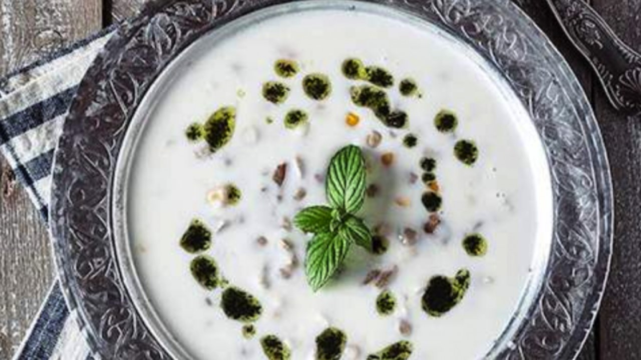 Antep usulü bu çorba soğukta bile yalın ayak koşturur! İşte tam ölçülüAntep usulü lebeniye çorbası tarifi